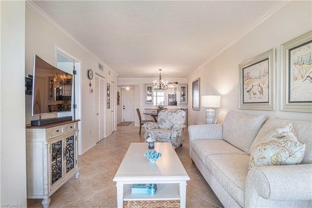 SEVEN LAKES - Residential