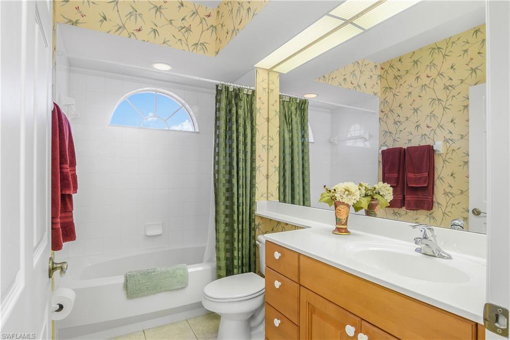 LIGHTHOUSE BAY - Residential