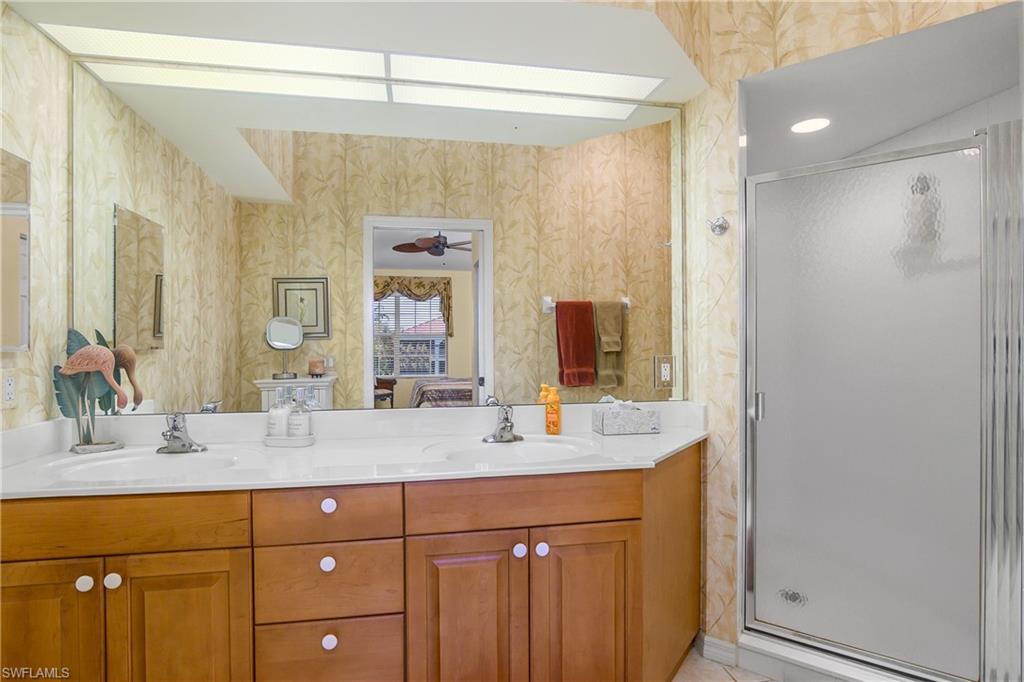 LIGHTHOUSE BAY - Residential