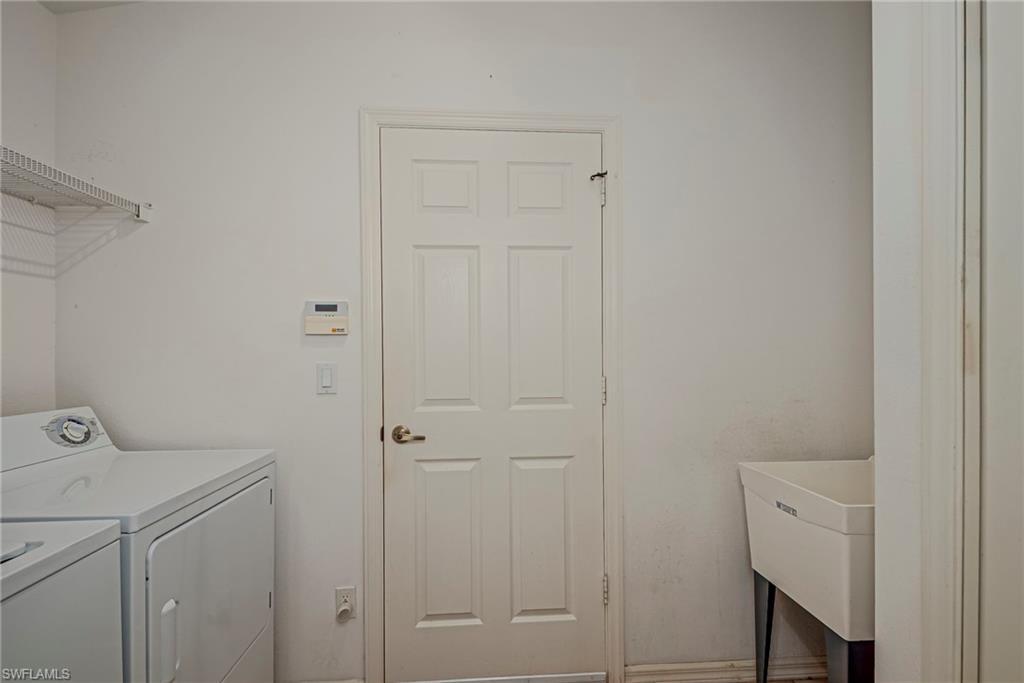 THE SHORES - Residential