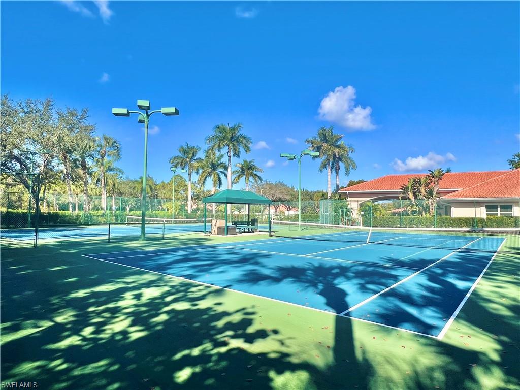 THE SHORES - Residential