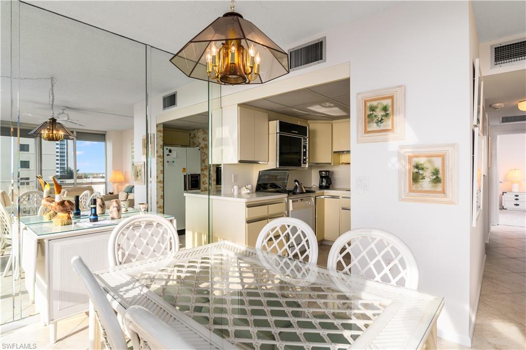 ADMIRALTY HOUSE - Residential