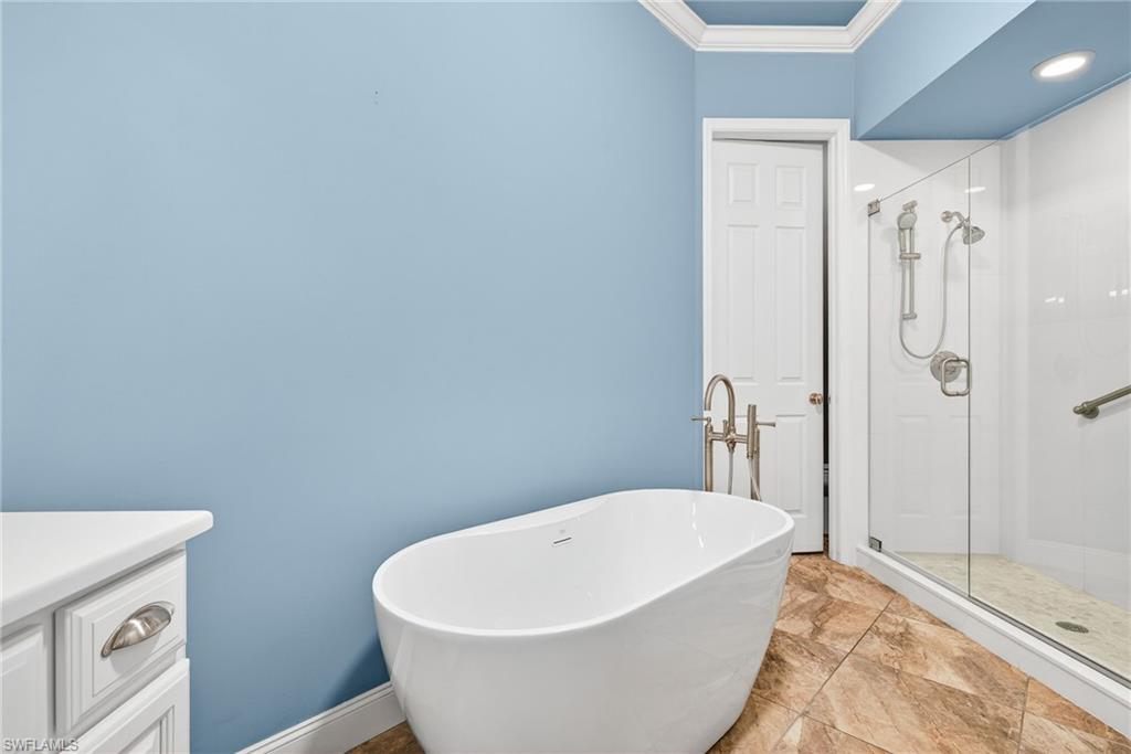 WATER'S EDGE - Residential