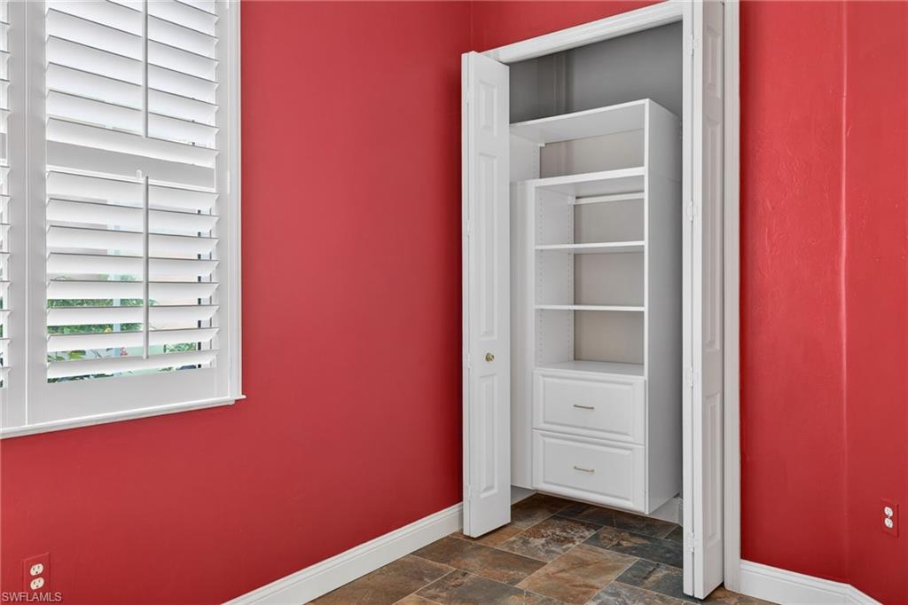 WATER'S EDGE - Residential