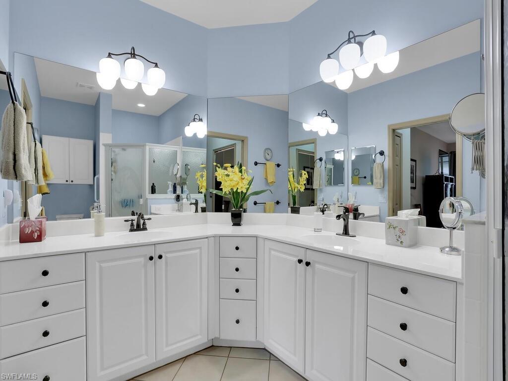 CLUBSIDE - Residential