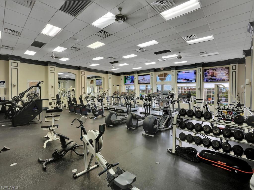 CLUBSIDE - Residential