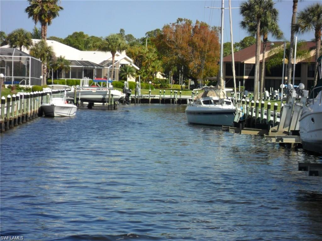 ADMIRALTY YACHT & RACQUET CLUB - Residential