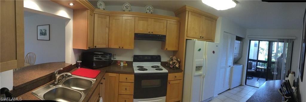 ADMIRALTY YACHT & RACQUET CLUB - Residential