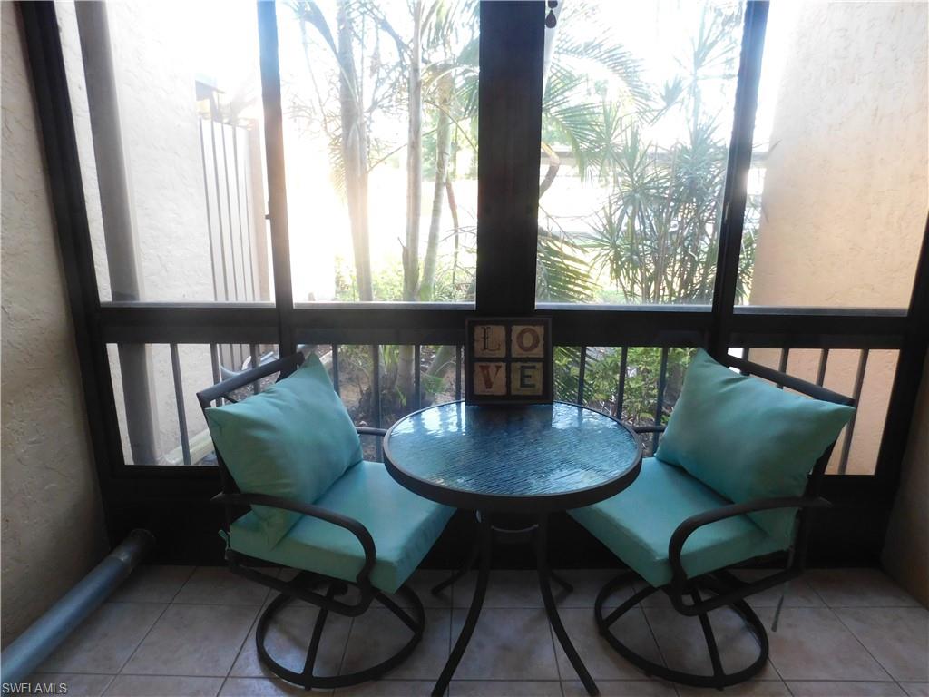 ADMIRALTY YACHT & RACQUET CLUB - Residential