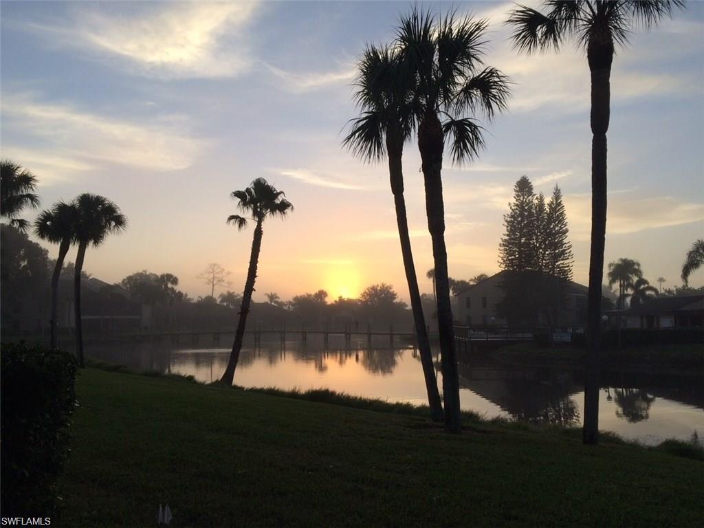 ADMIRALTY YACHT & RACQUET CLUB - Residential