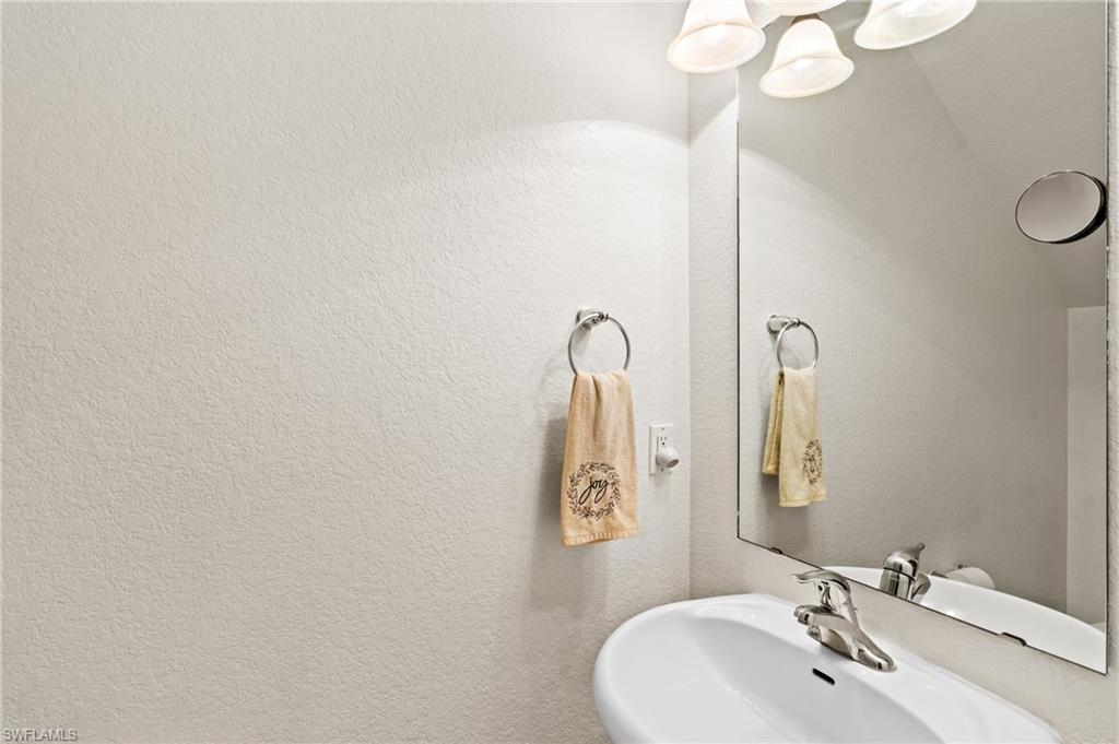 SAIL HARBOUR - Residential