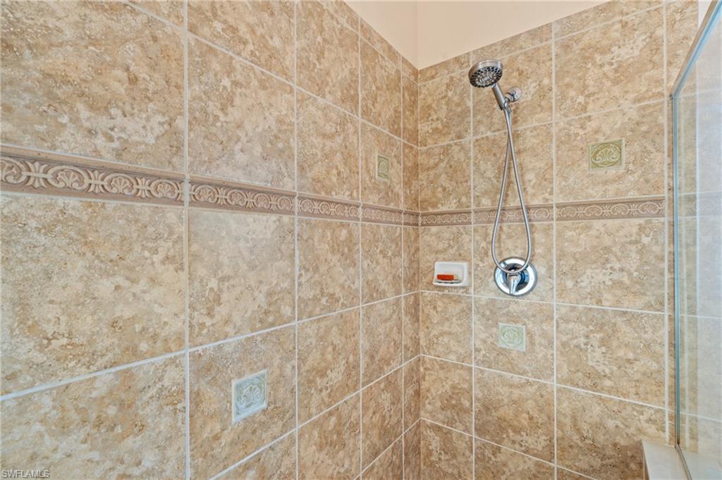 SAIL HARBOUR - Residential