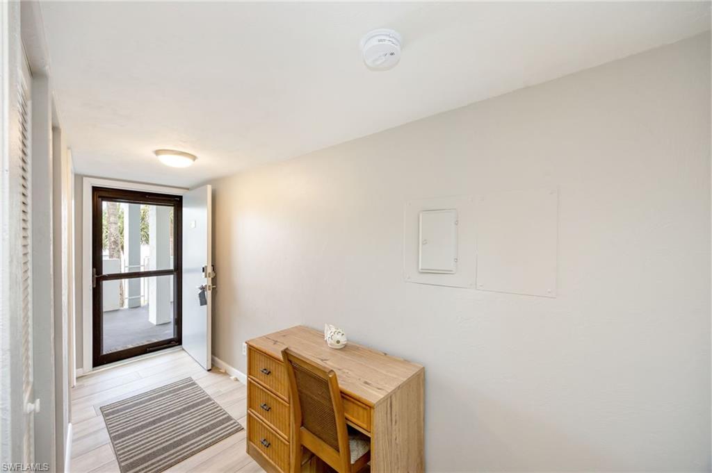 RIVERSIDE CLUB - Residential