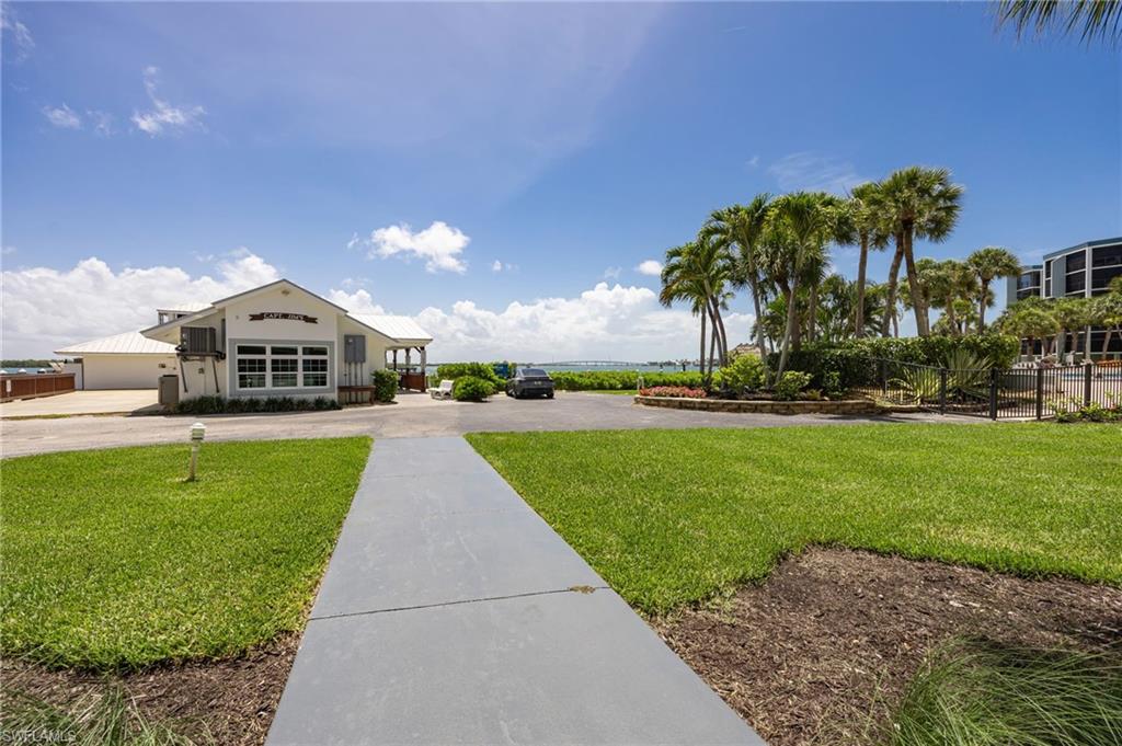RIVERSIDE CLUB - Residential