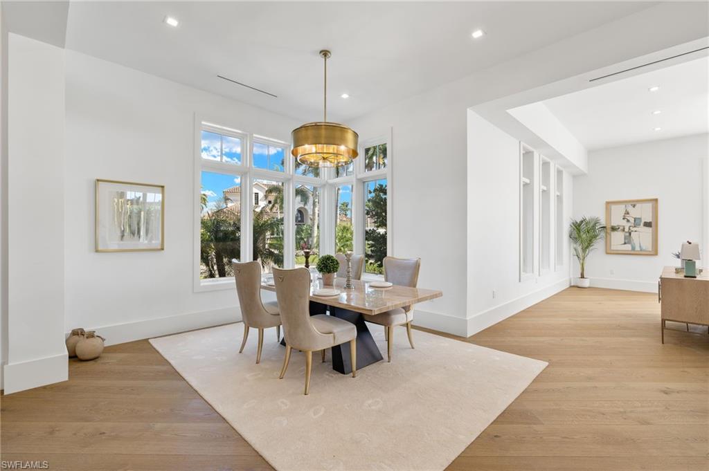 ROYAL HARBOR - Residential