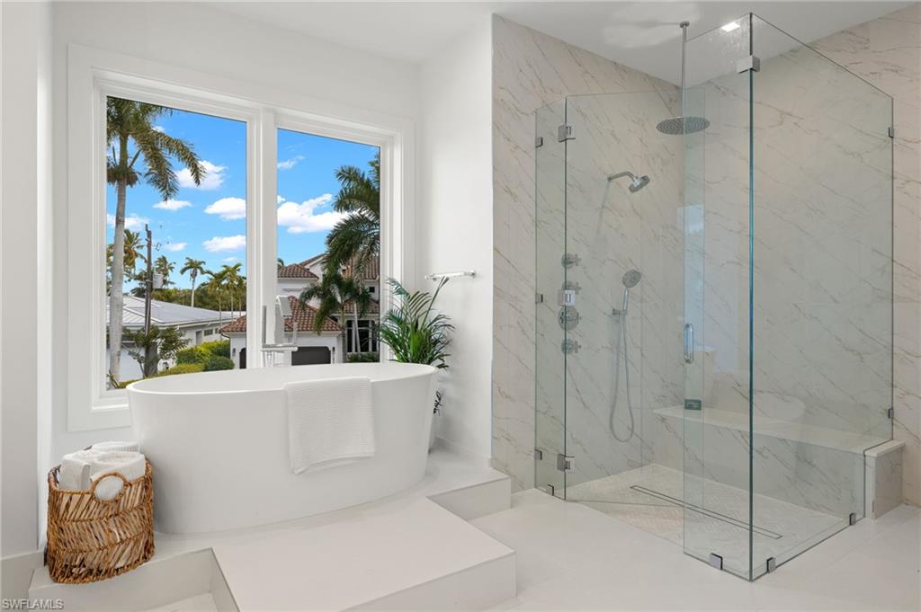 ROYAL HARBOR - Residential