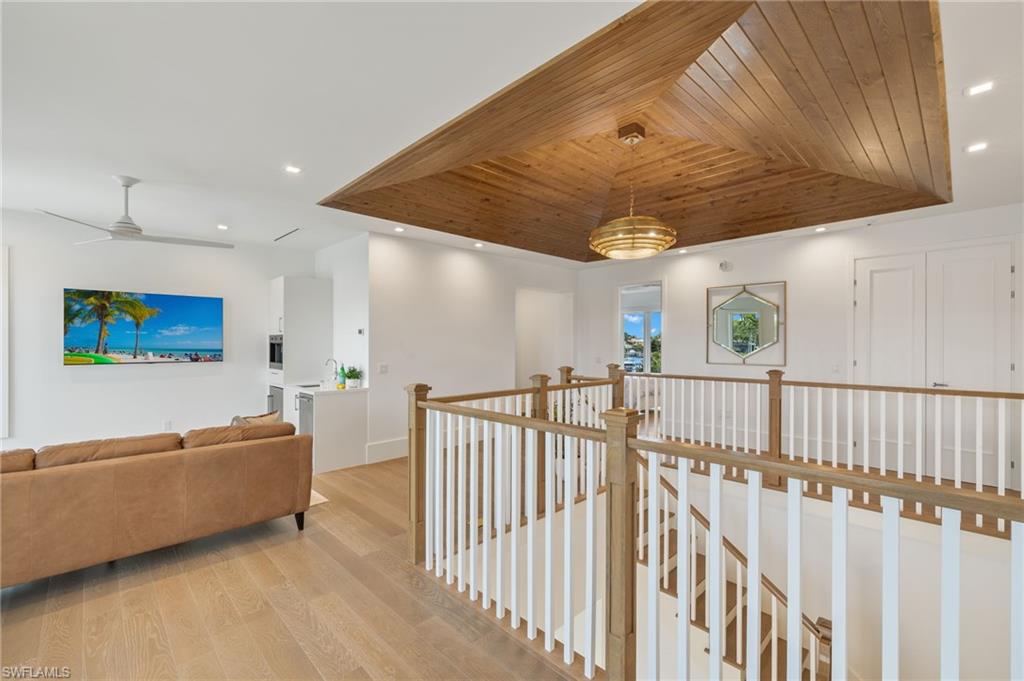 ROYAL HARBOR - Residential