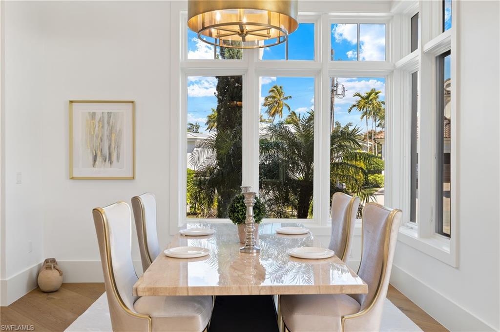 ROYAL HARBOR - Residential