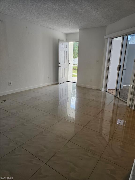 GRANADA LAKES - Residential Lease