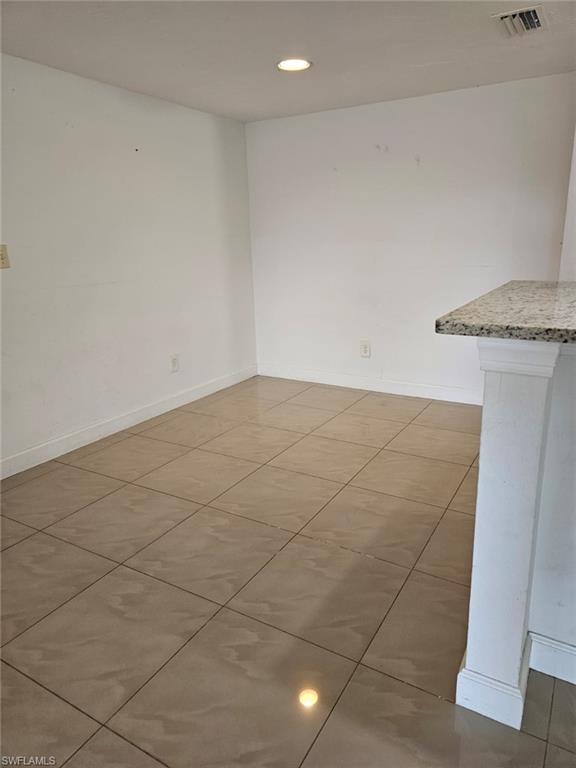 GRANADA LAKES - Residential Lease