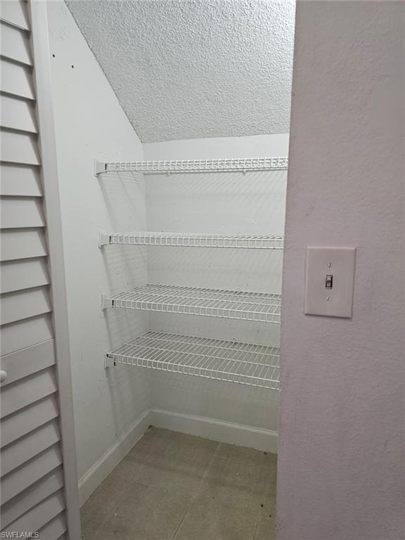 GRANADA LAKES - Residential Lease