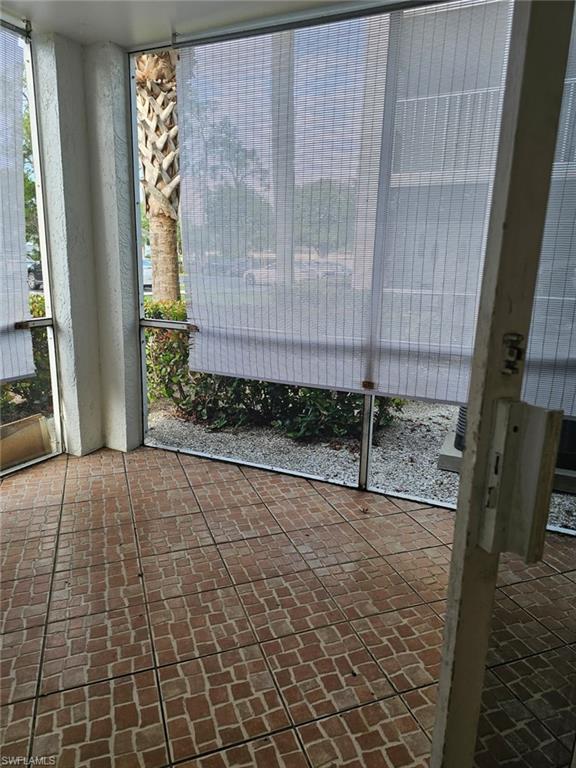 GRANADA LAKES - Residential Lease