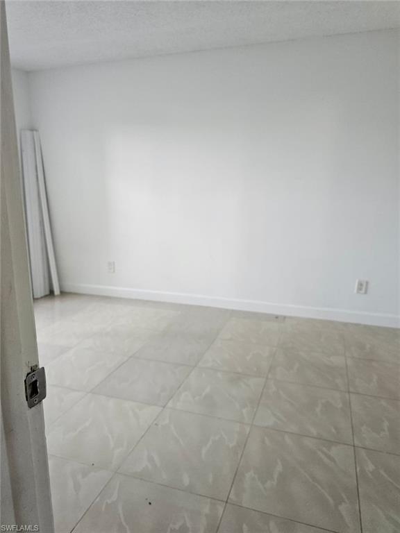 GRANADA LAKES - Residential Lease