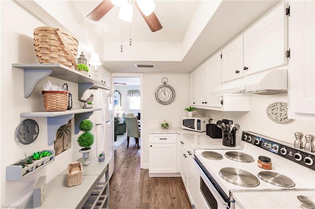 LOCHMOOR ON THE GREEN CONDO - Residential