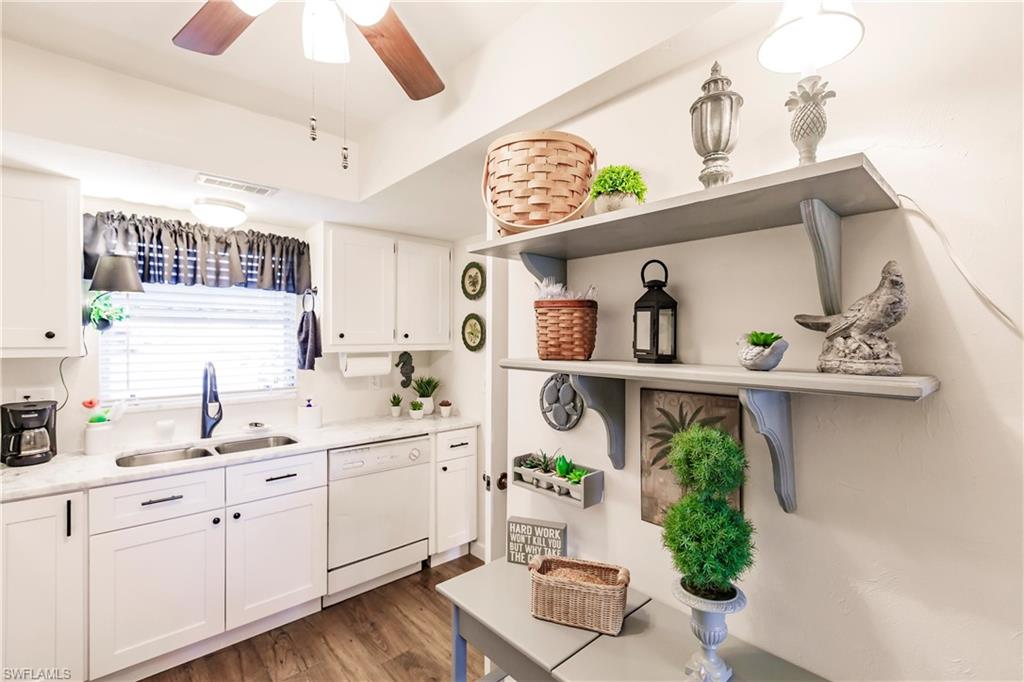 LOCHMOOR ON THE GREEN CONDO - Residential