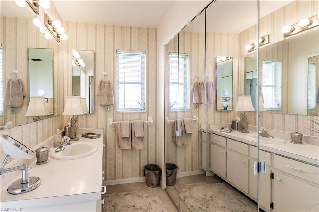 LOCHMOOR ON THE GREEN CONDO - Residential