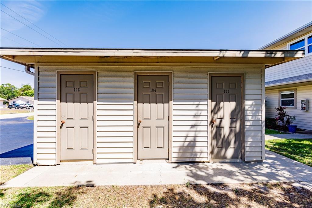 LOCHMOOR ON THE GREEN CONDO - Residential