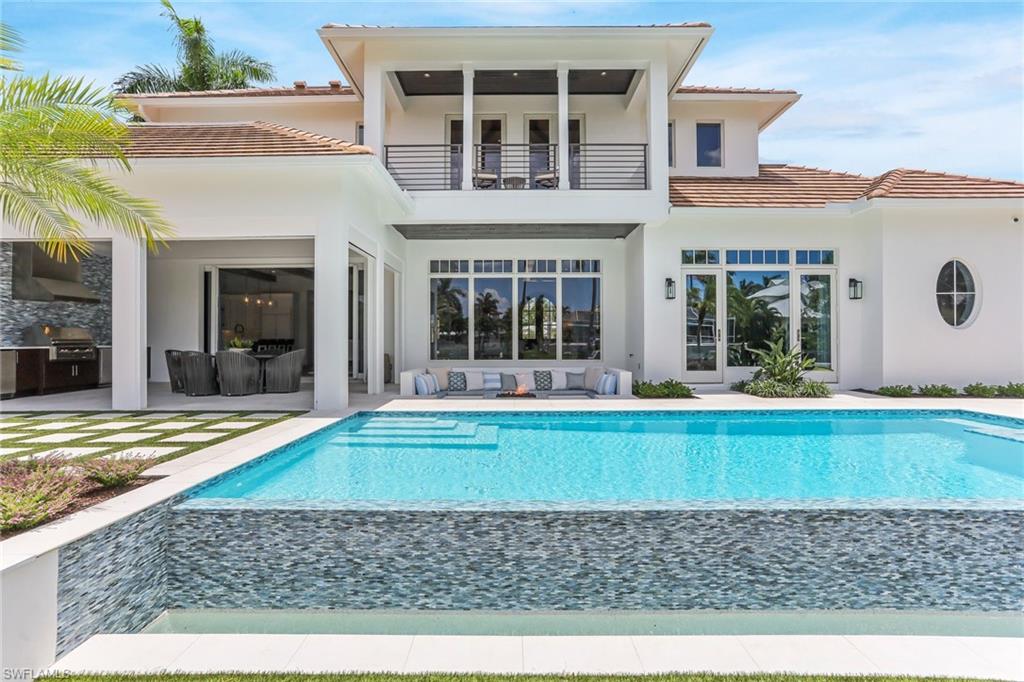 ROYAL HARBOR - Residential