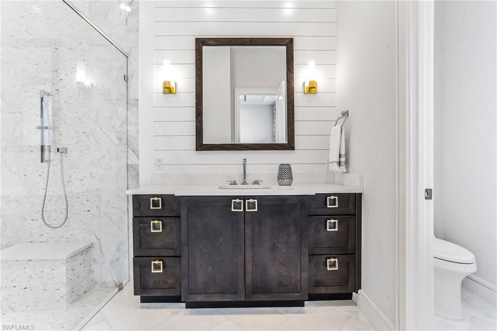 ROYAL HARBOR - Residential