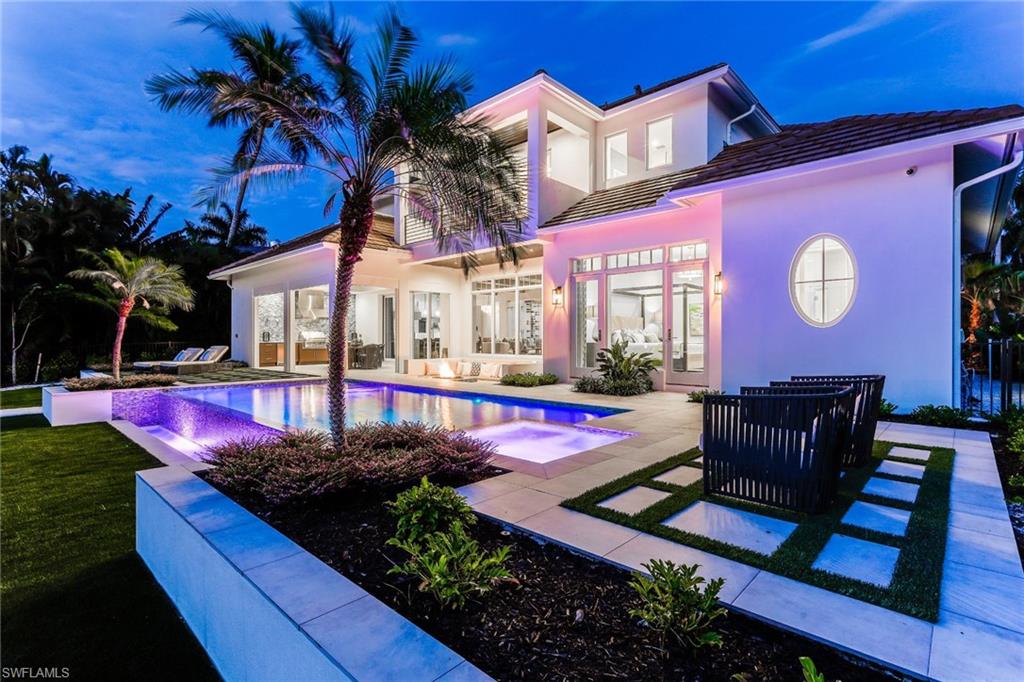 ROYAL HARBOR - Residential