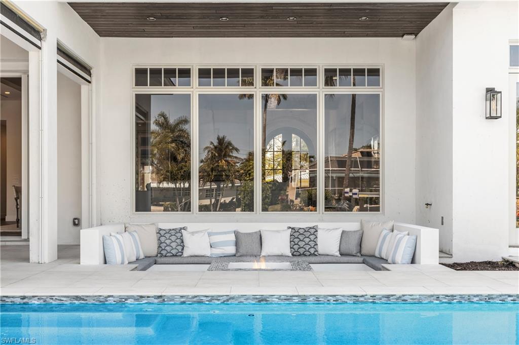 ROYAL HARBOR - Residential