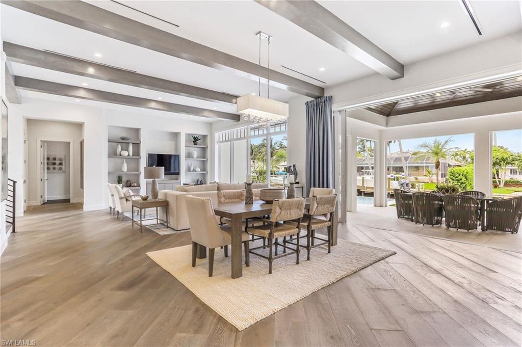 ROYAL HARBOR - Residential