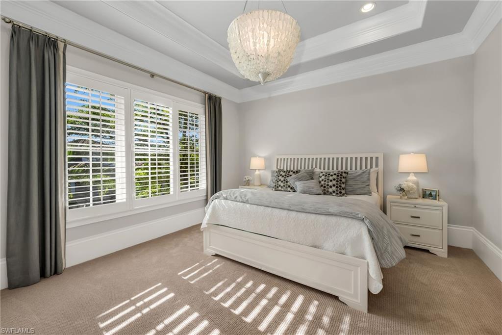 TRADITIONS - Residential