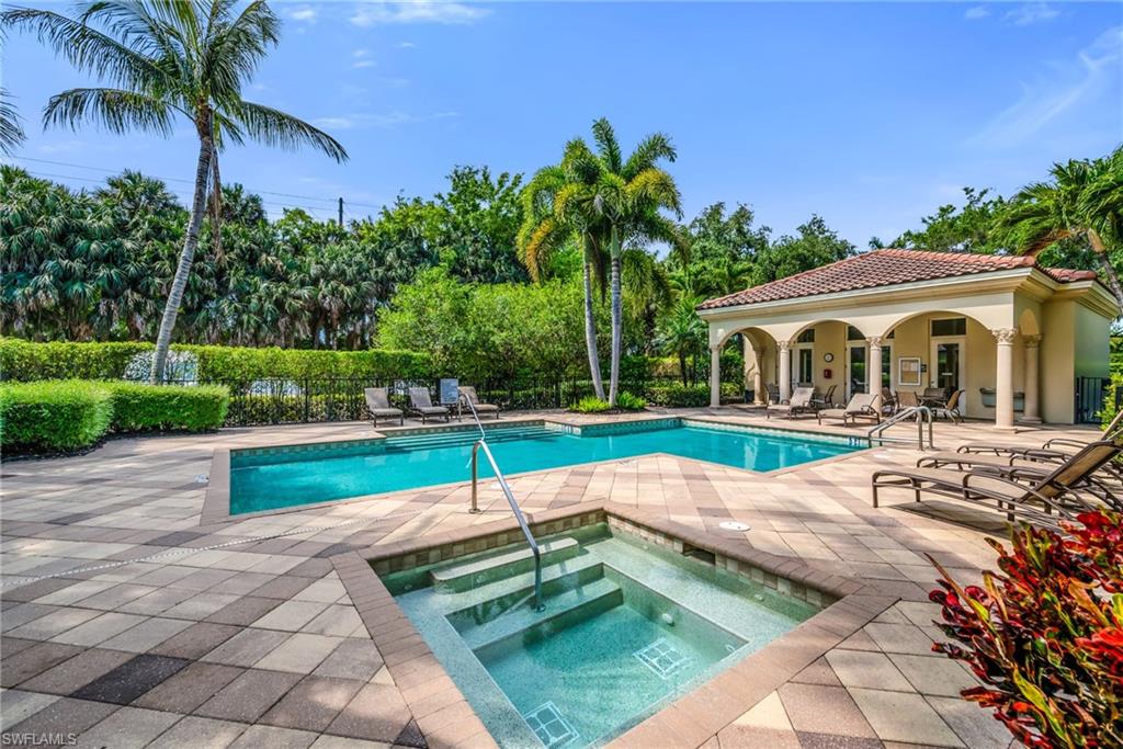 TRADITIONS - Residential