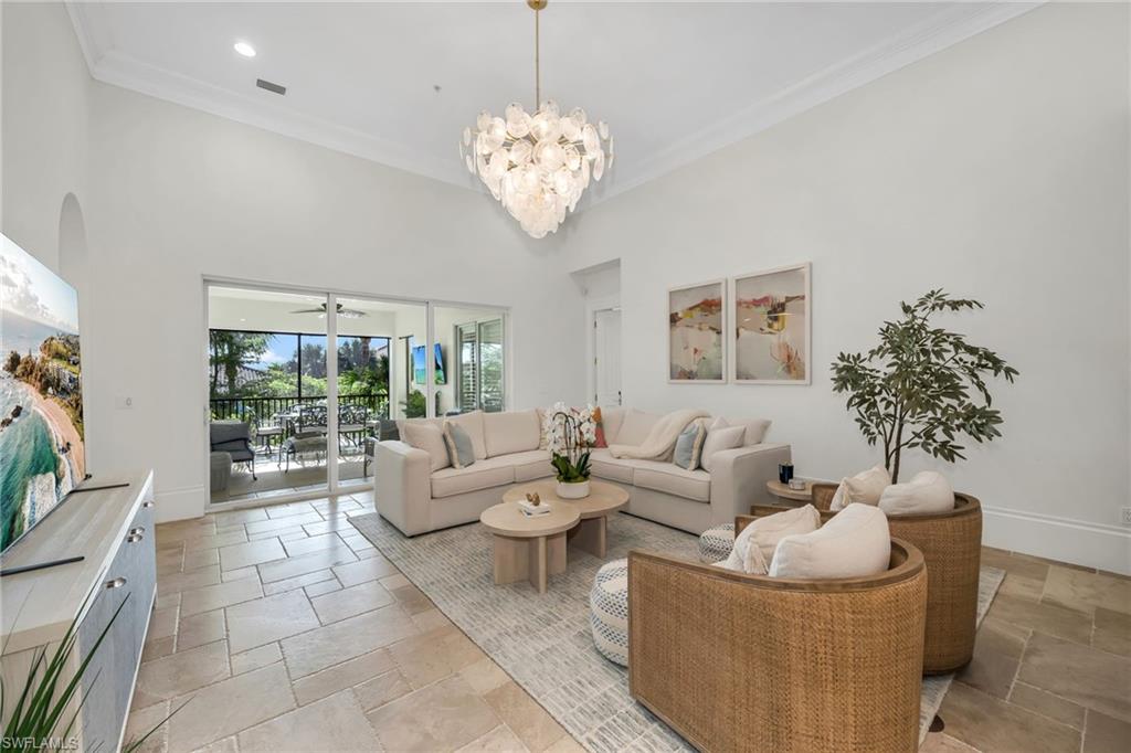 TRADITIONS - Residential