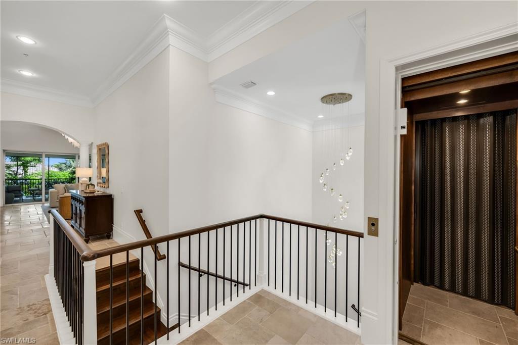 TRADITIONS - Residential