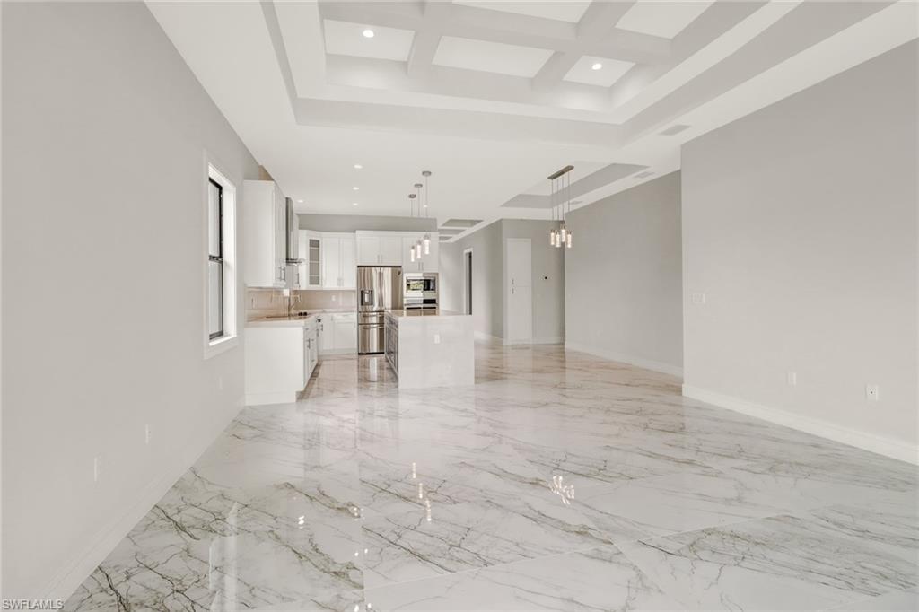 NAPLES PARK - Residential