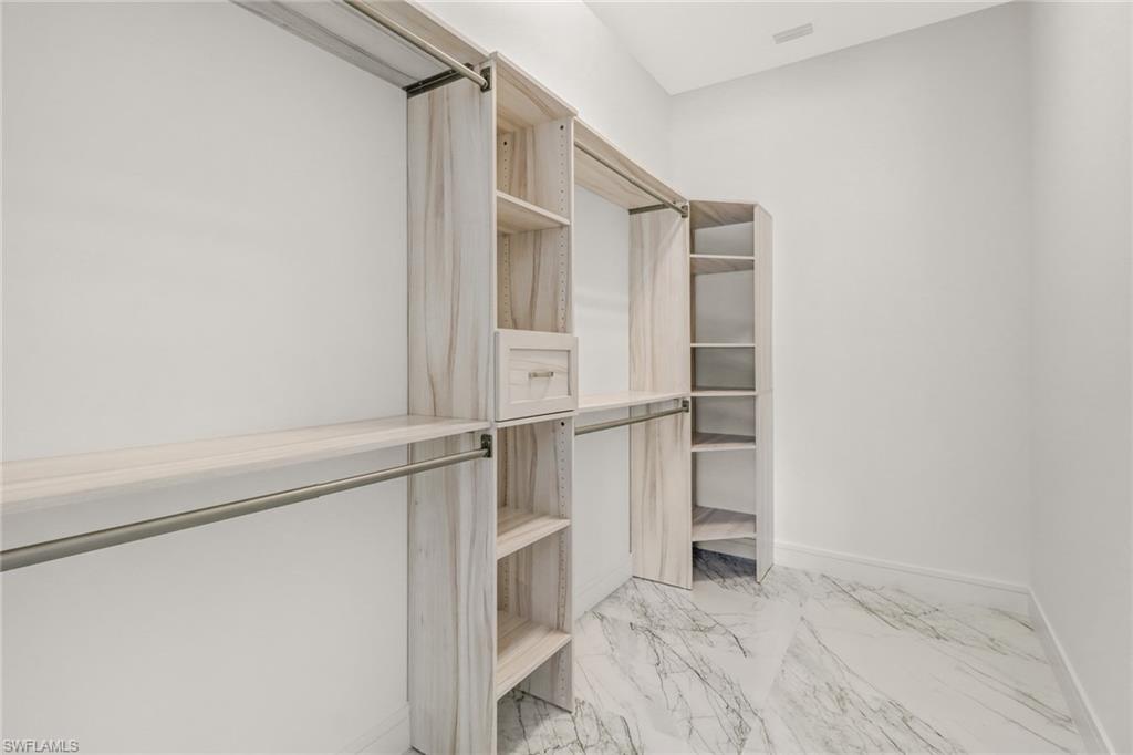 NAPLES PARK - Residential