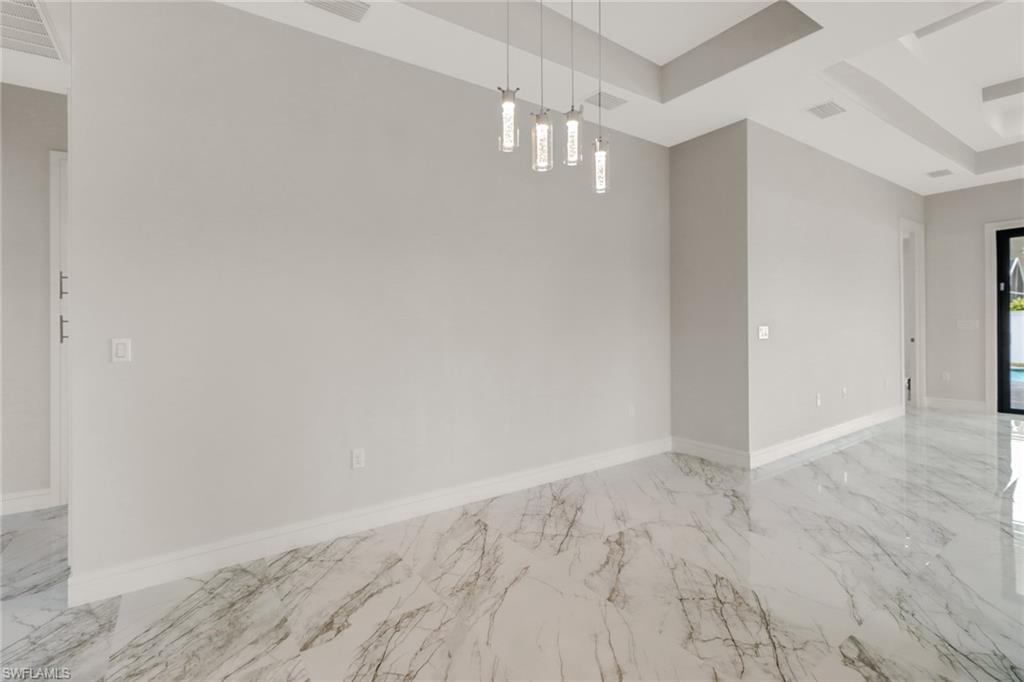 NAPLES PARK - Residential