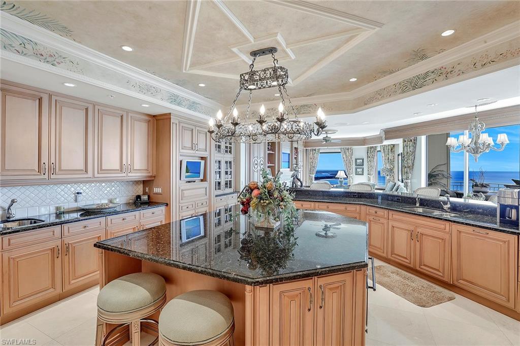 BELIZE - Residential