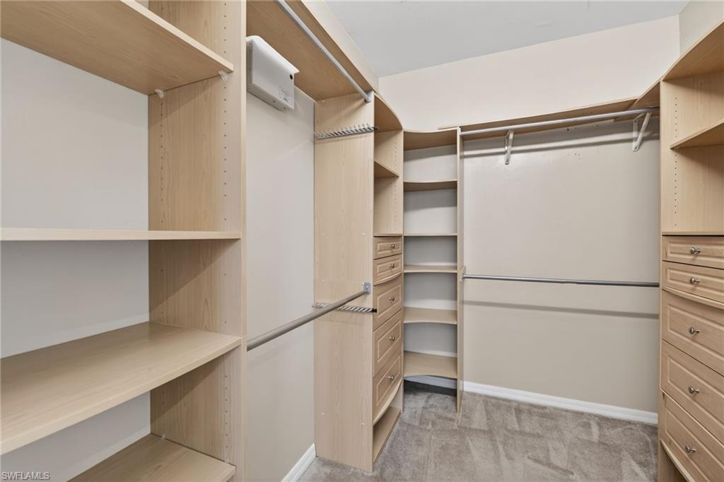 STONEYBROOK - Residential