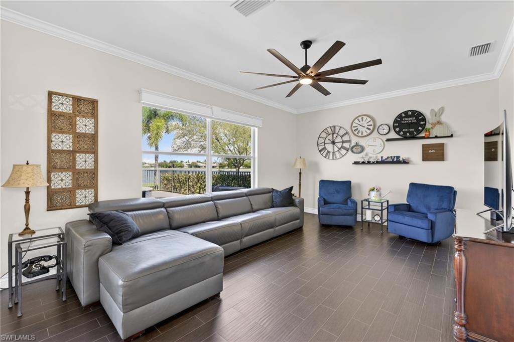 STONEYBROOK - Residential