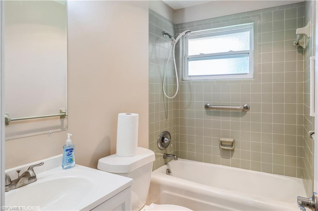 BAY PARK - Residential