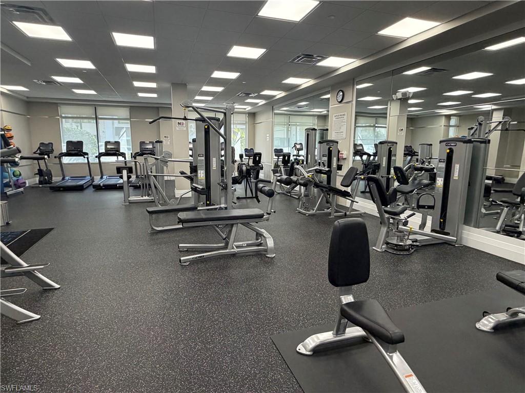 NAPLES SQUARE - Residential