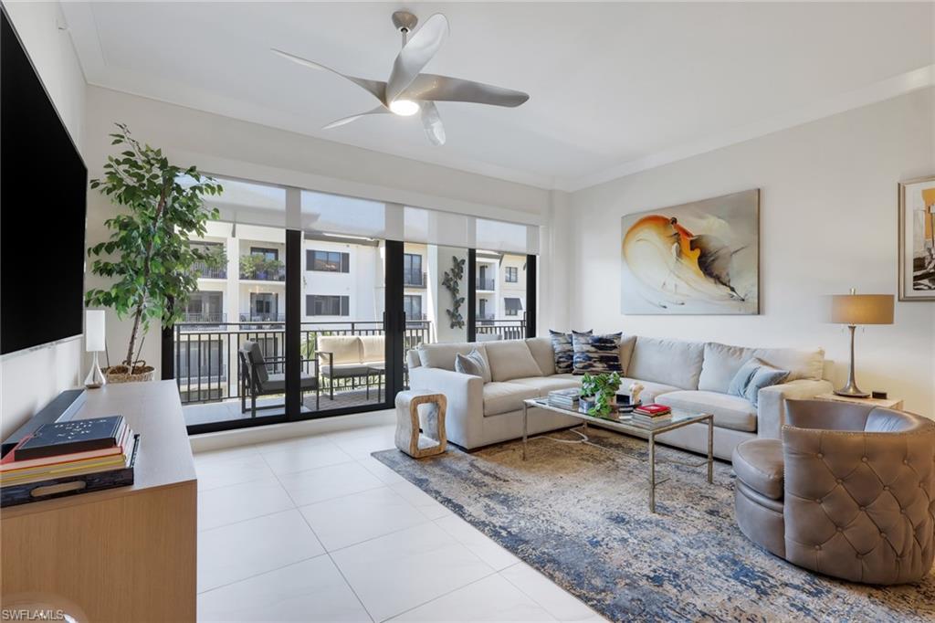 NAPLES SQUARE - Residential