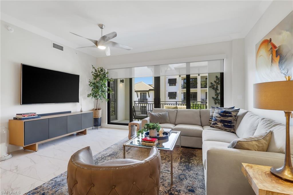 NAPLES SQUARE - Residential